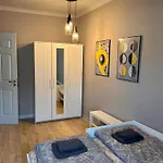 Sea Breeze L 2bd Sea Garden Appartamento Varna