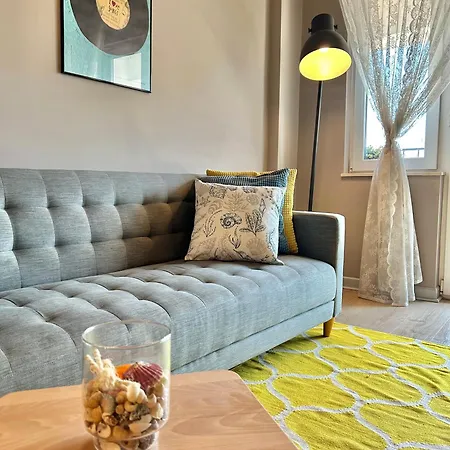 Sea Breeze L 2bd Sea Garden شقة *